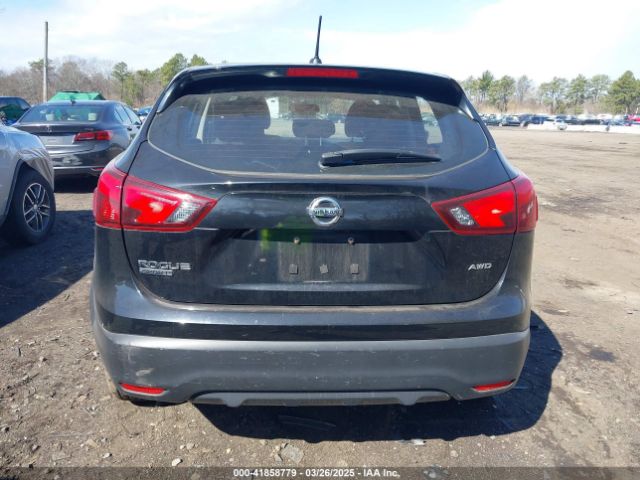 JN1BJ1CR7JW267420 Nissan Rogue Sport S