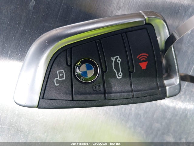 3MW5R1J07L8B32129 BMW 330I