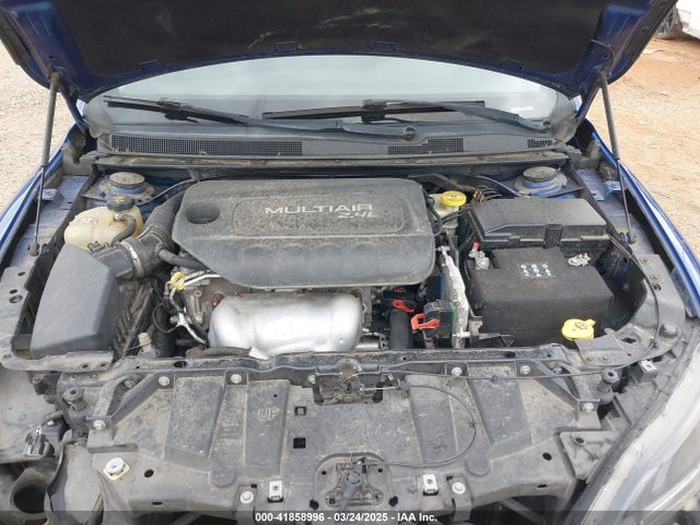 Chrysler 200 Limited 2015 1C3CCCABXFN679278 Image 10