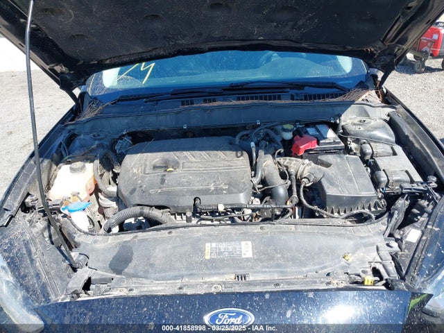 1FA6P0HD8G5105353 Ford FUSION SE