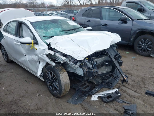 3KPF24AD6PE509962 KIA Forte Lxs