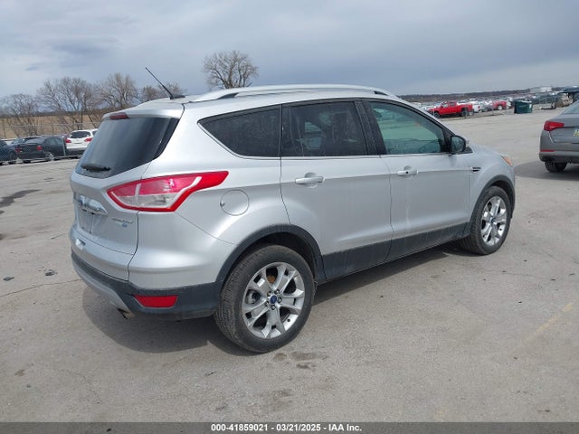 1FMCU9J92EUD59994 Ford Escape Titanium