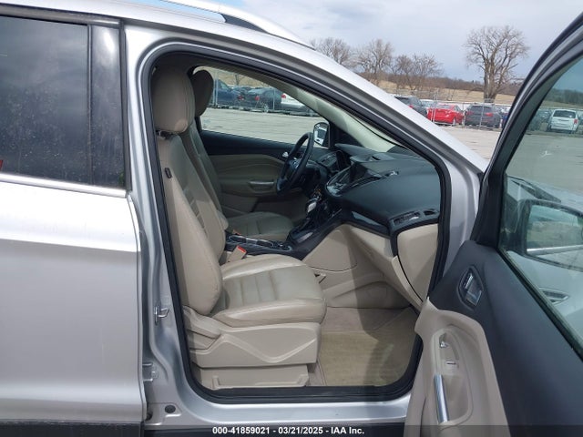1FMCU9J92EUD59994 Ford Escape Titanium