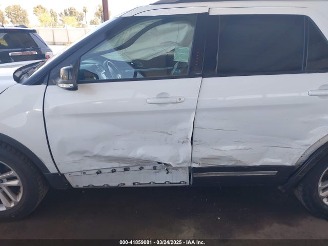 1FM5K7D89HGA23915 Ford EXPLORER XLT