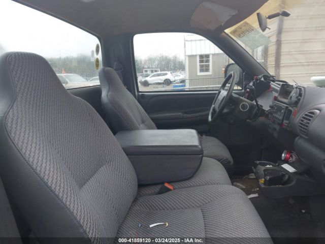 2000 DODGE RAM 1500 1B7HC16Y9YS512370 Photo 4