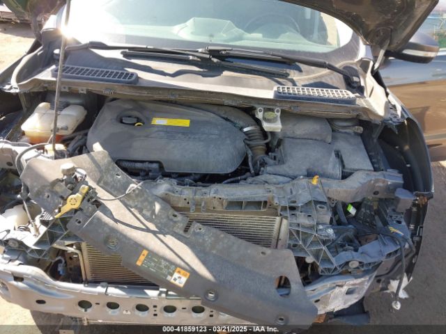 1FMCU9JX5GUA65412 Ford Escape Titanium