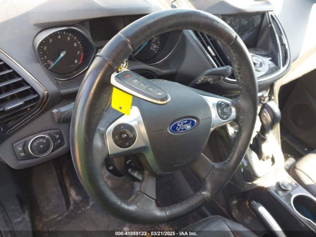 1FMCU9JX5GUA65412 Ford Escape Titanium