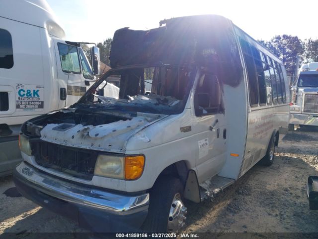 2003 FORD E-350 CUTAWAY 1FDWE35L53HA62589 Photo 1