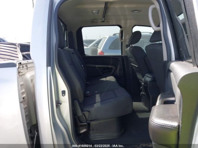 1N6BA0ED0FN510956 Nissan TITAN SV