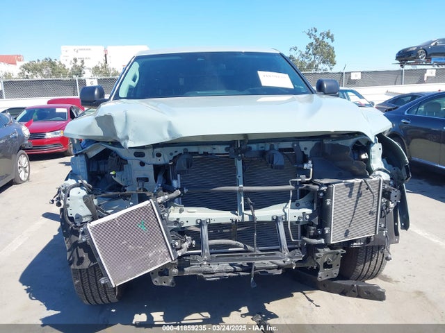 5TFLA5DB7PX127381 Toyota Tundra Sr5