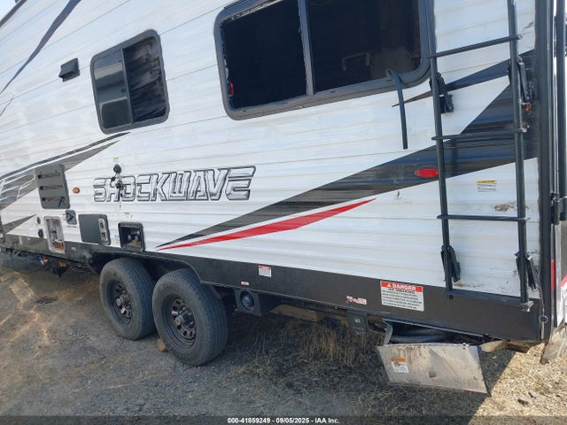 4X4TSHW20NC006623 Forest River Shockwave Toy Hauler