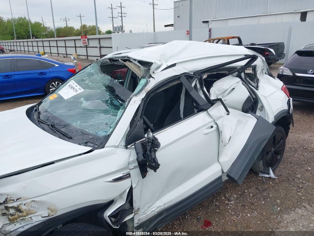3VVRX7B2XNM040425 Volkswagen Taos 1.5t Se