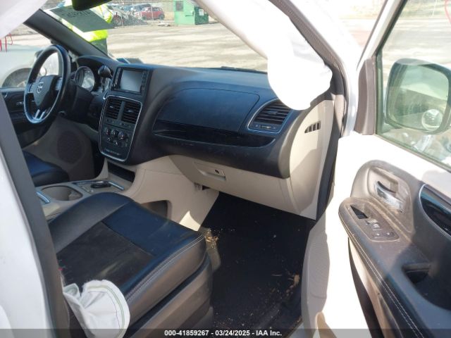 2C4RDGCG4KR771745 Dodge Grand Caravan Sxt