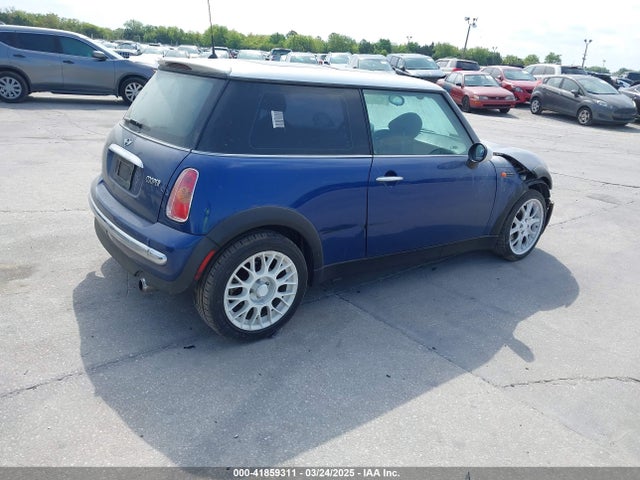 2003 MINI COOPER WMWRC33423TC48509 Photo 3