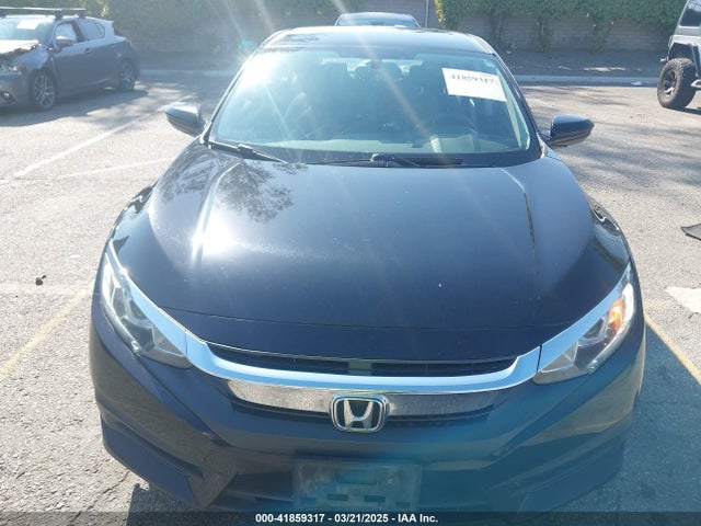 Honda Civic Lx 2018 2HGFC2F56JH508617 Image 12