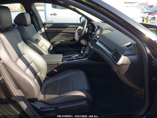 1HGCV1F34MA102666 Honda Accord Sport