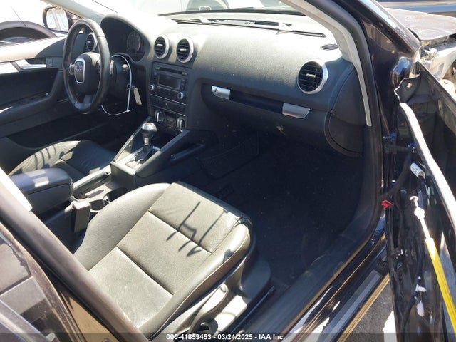 2011 AUDI A3 WAUKEAFM2BA065050 Photo 4