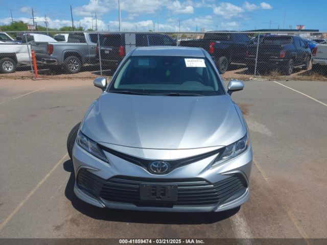 4T1C11AK3NU638299 Toyota CAMRY LE
