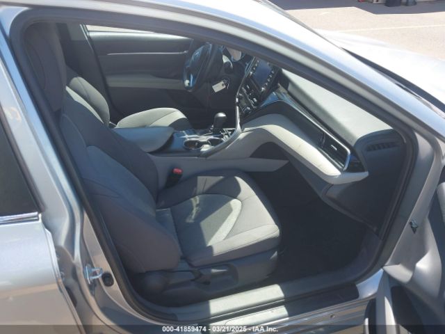 4T1C11AK3NU638299 Toyota CAMRY LE