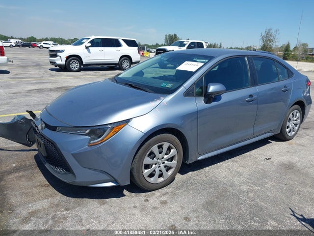 Toyota COROLLA LE 2022 5YFEPMAEXNP342314 Image 2