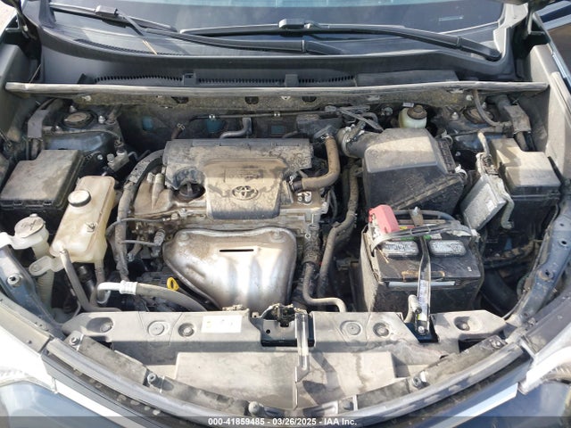 JTMBFREV0HJ161566 Toyota RAV4 LE