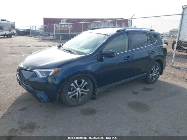 JTMBFREV0HJ161566 Toyota RAV4 LE