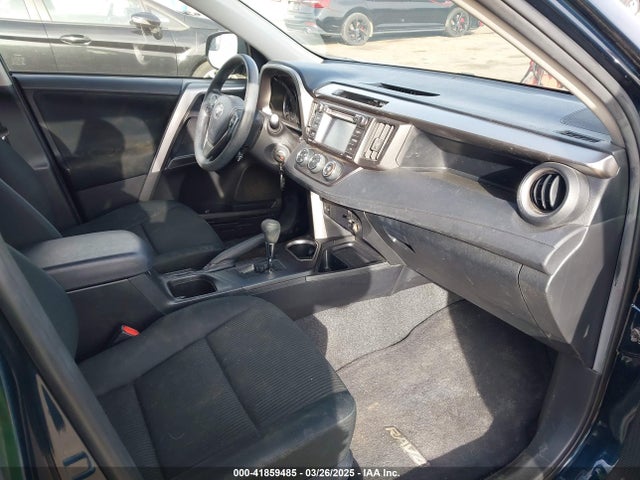 JTMBFREV0HJ161566 Toyota RAV4 LE
