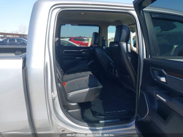 1C6SRFJT0MN740352 RAM 1500 Laramie  4x4 5'7 Box