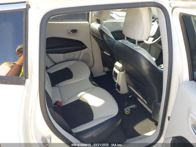 3C4NJCBB7KT755879 Jeep Compass Sun And Wheel Fwd