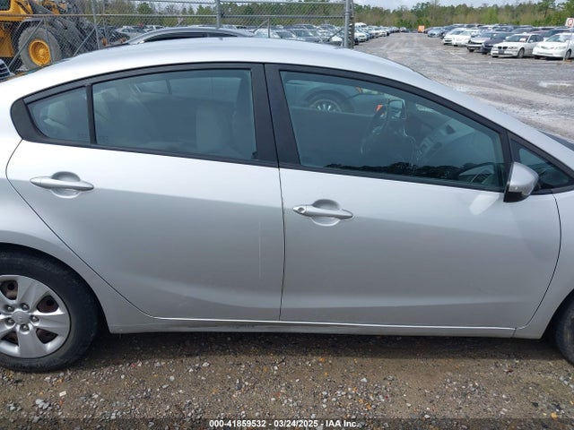 KIA dohc mpi nu 2015 KNAFK4A69F5406012 Image 13
