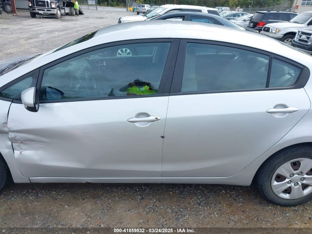 KIA dohc mpi nu 2015 KNAFK4A69F5406012 Image 14