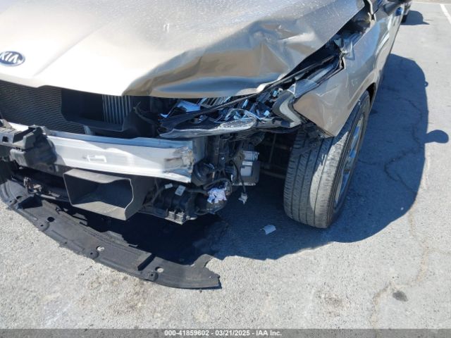 5XXG14J28MG039085 KIA K5 LXS