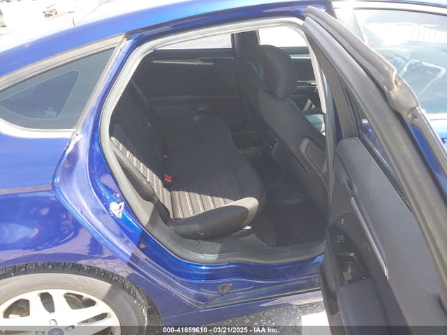 1FA6P0H72G5120506 Ford FUSION SE