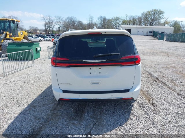 Chrysler Pacifica Touring L 2021 2C4RC1BG1MR542430 Image 16