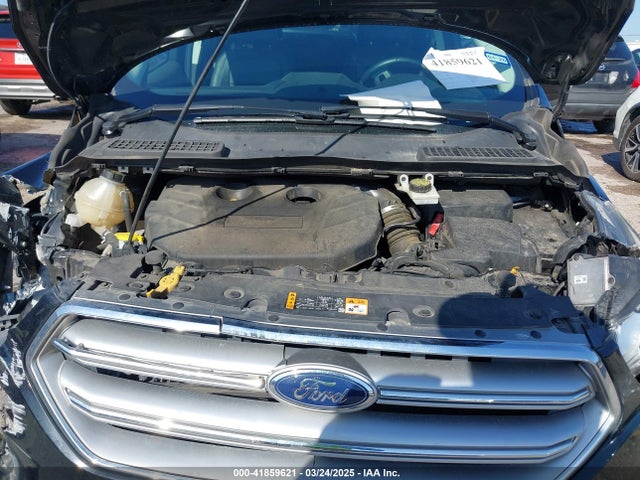 1FMCU0G98HUA80962 Ford ESCAPE SE