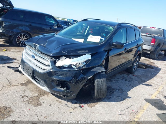 1FMCU0G98HUA80962 Ford ESCAPE SE