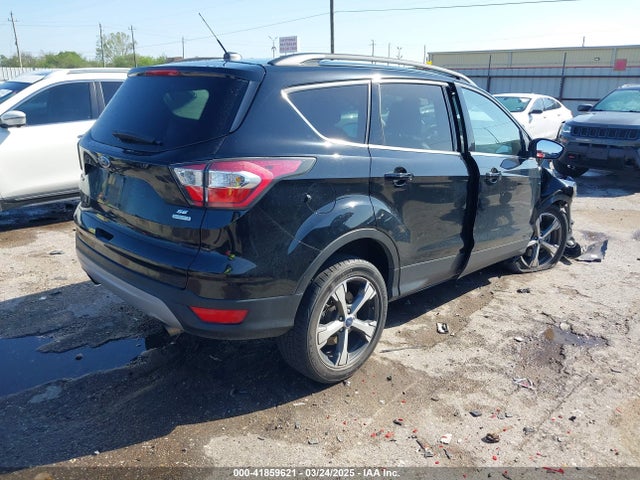 1FMCU0G98HUA80962 Ford ESCAPE SE