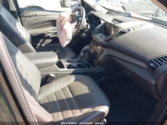 1FMCU0G98HUA80962 Ford ESCAPE SE