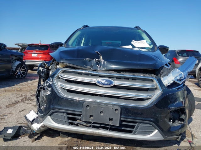 1FMCU0G98HUA80962 Ford ESCAPE SE