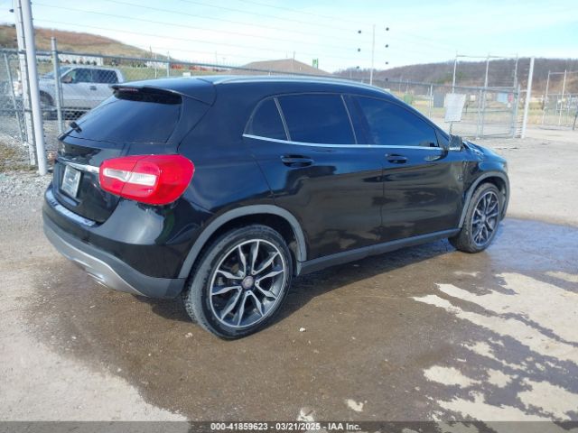 WDCTG4EB3FJ154810 Mercedes-Benz GLA 250