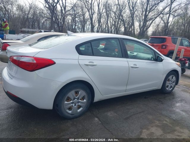 KNAFX4A64G5541238 KIA FORTE LX