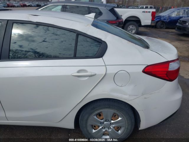 KNAFX4A64G5541238 KIA FORTE LX