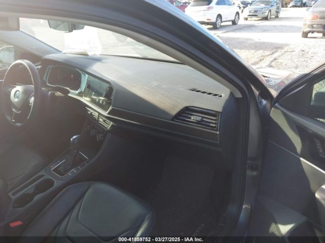 3VWG57BU4KM246118 Volkswagen Jetta 1.4t Sel Premium