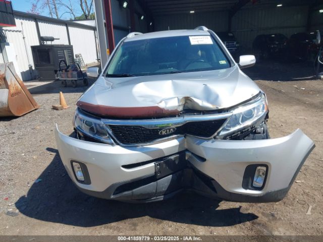 5XYKT4A63EG457302 KIA SORENTO LX