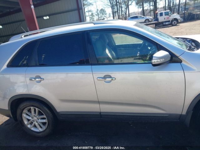 5XYKT4A63EG457302 KIA SORENTO LX