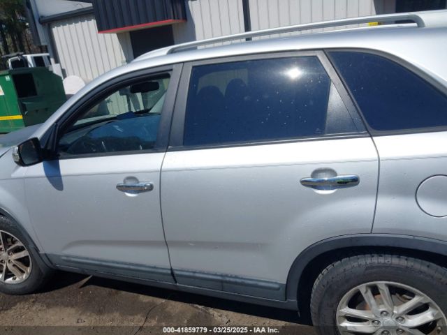 5XYKT4A63EG457302 KIA SORENTO LX