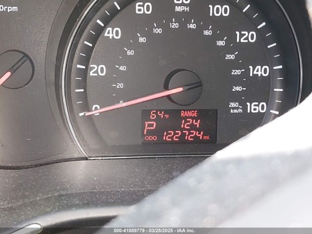 5XYKT4A63EG457302 KIA SORENTO LX
