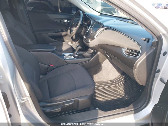 1G1ZD5ST8JF200017 Chevrolet MALIBU LT