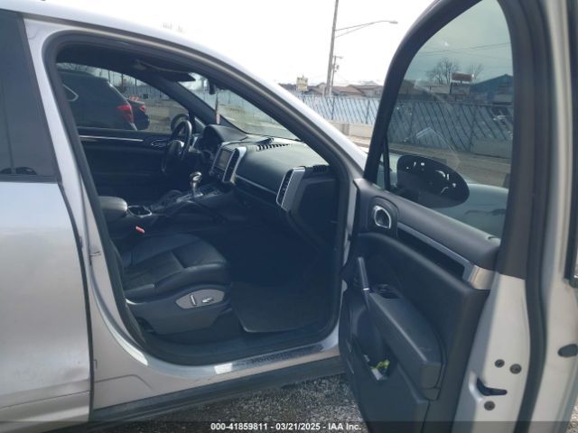 2012 PORSCHE CAYENNE WP1AA2A20CLA08498 Photo 4