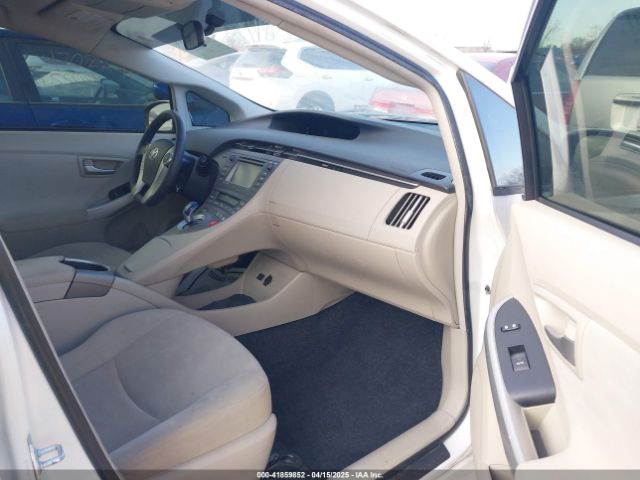 JTDKN3DU3F0428887 Toyota Prius